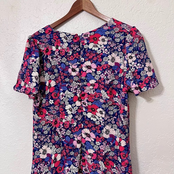 BCBG Paris Navy Floral Print Short Sleeve V Neck Drop Waist Dress M Flounce Hem - Picture 8 of 8